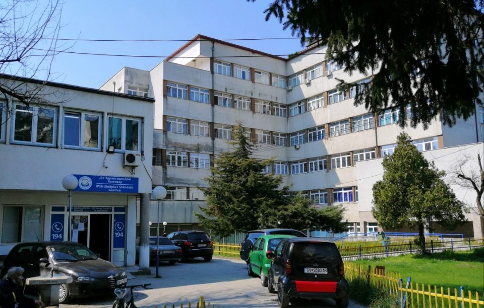 Police questions Gostivar man who became violent toward local hospital staff after his mother died