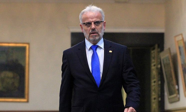 Xhaferi refuses Mickoski’s offer that the opposition provides quorum in the Parliament