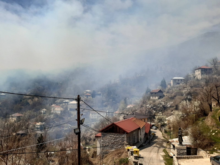 Strong forest fire threatens the village of Galicnik