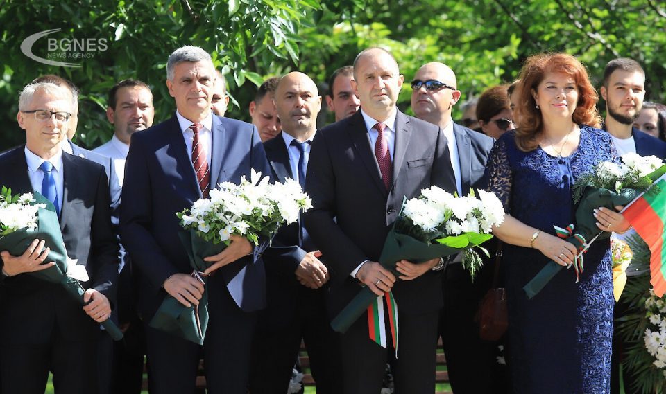 Bulgarian President Radev insists that Macedonia’s path to the EU goes through Sofia
