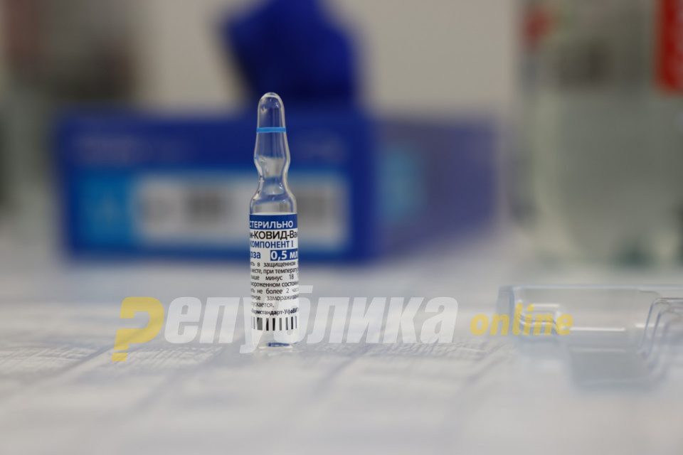 Minister Filipce defends his decision to order 500,000 doses of the Sinovac vaccine