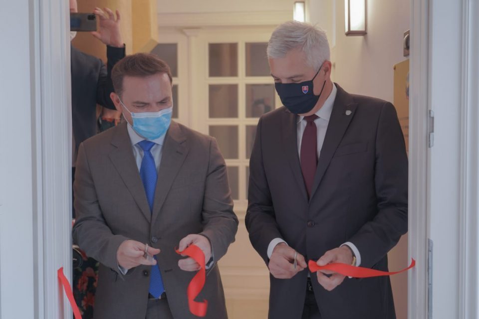 Osmani and Korčok open new Embassy of Macedonia in Bratislava