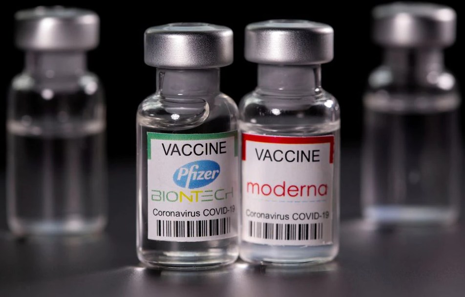 FDA adds heart inflammation warning to Moderna, Pfizer vaccines