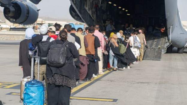 30 Macedonian citizens return from Afghanistan