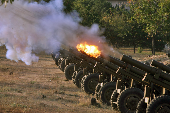 Artillery salute in honor of the coming Independence Day