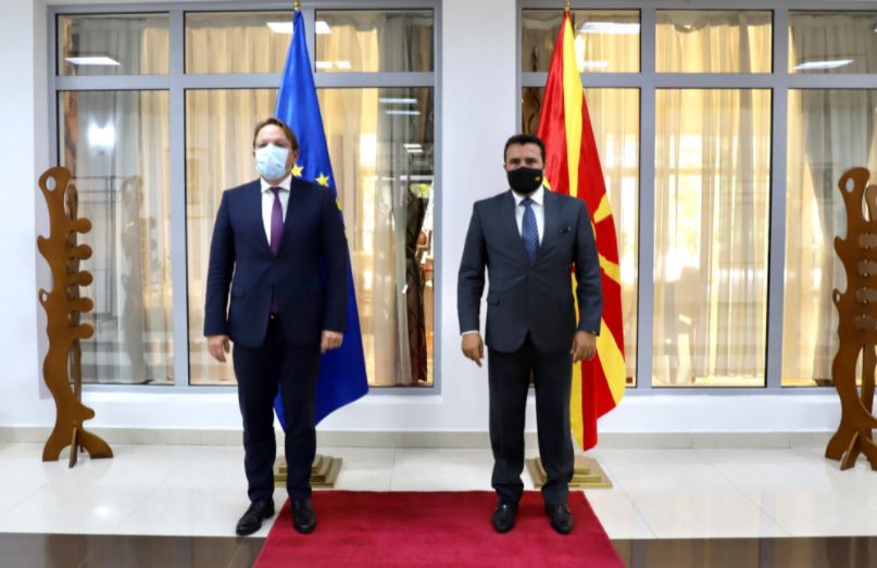 Commissioner Varhelyi’s quiet visit to Macedonia