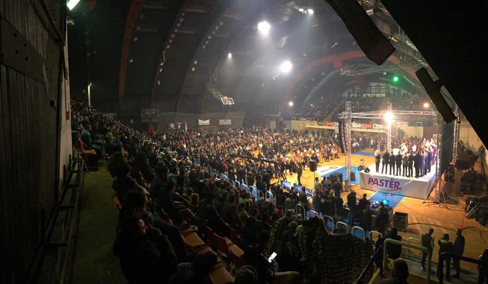 Triumph of the Taravari team: Huge number of Gostivar people come to the rally to support them