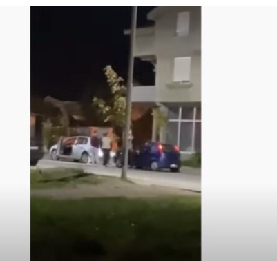 Gevgelija police filmed while it escorts party activists who are buying votes