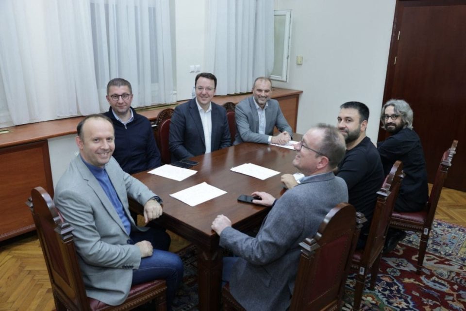 The majority of the opposition against SDSM and DUI is unchanged