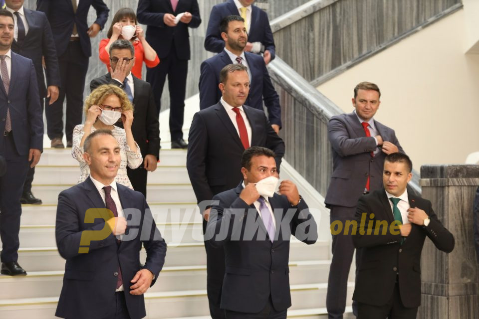 “Zaev will replace five Ministers and one Deputy Prime Minister”