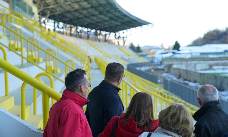 Mickoski inspects activities for complete reconstruction of Bitola stadium
