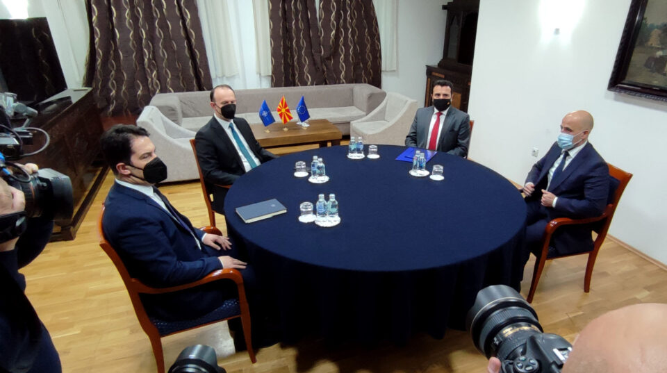 Zaev and Gashi set to sign the program after Alternative decided to join the Government