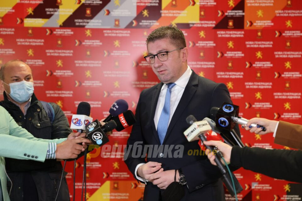 Mickoski is willing to meet Kovacevski to discuss holding early elections and the dispute with Bulgaria