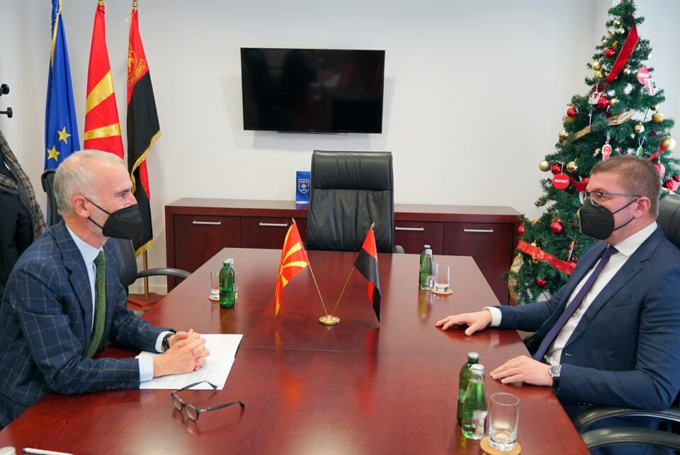 Mickoski meets Ambassador Silvestri, talks focused on the political and economic situation in Macedonia