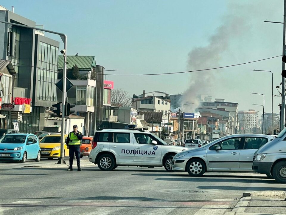 Major fire in a busy commercial area of Skopje
