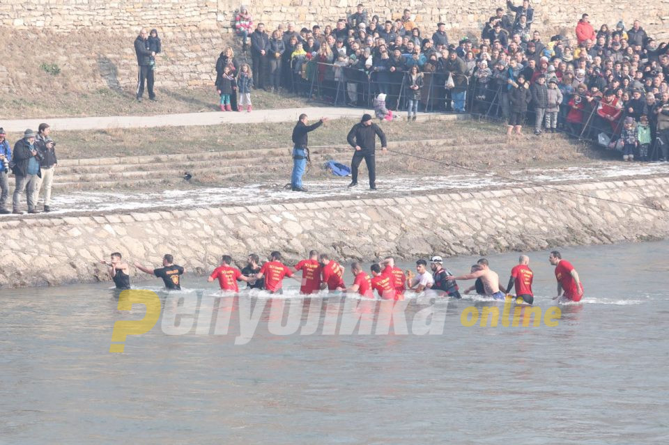 Preselected 10 swimmers will be retrieving cross in Vardar river