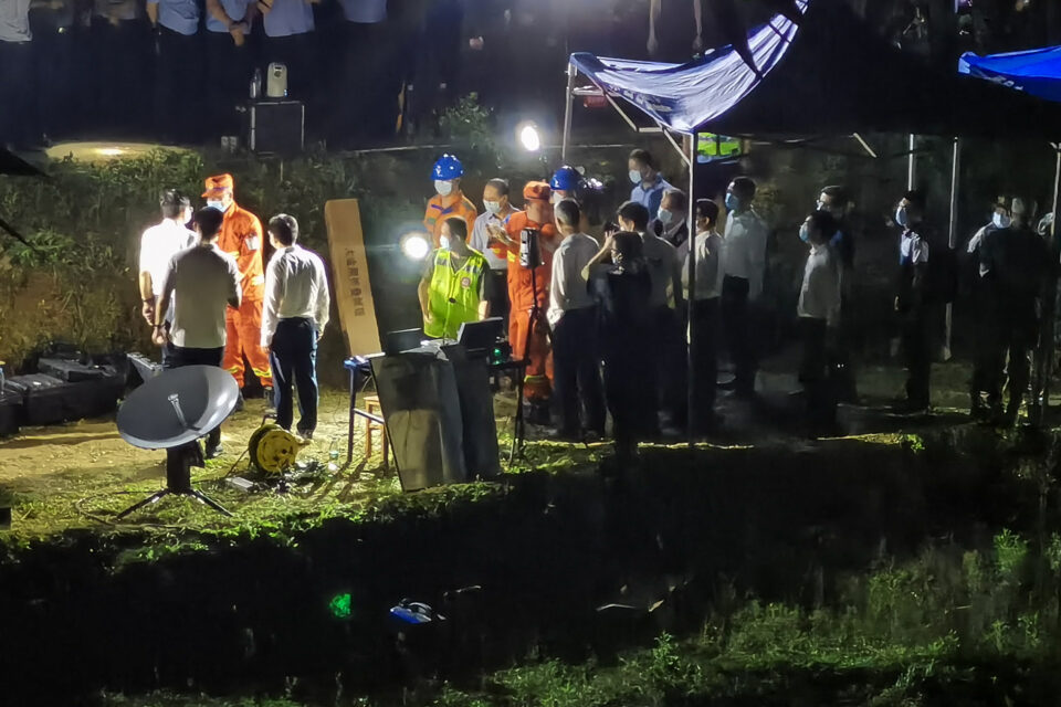 China: No survivors in the plane crash near Guangzhou