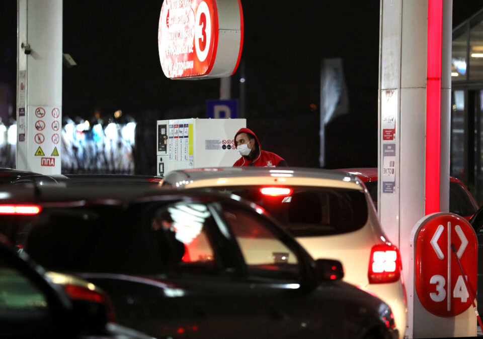 Lines form at gas stations