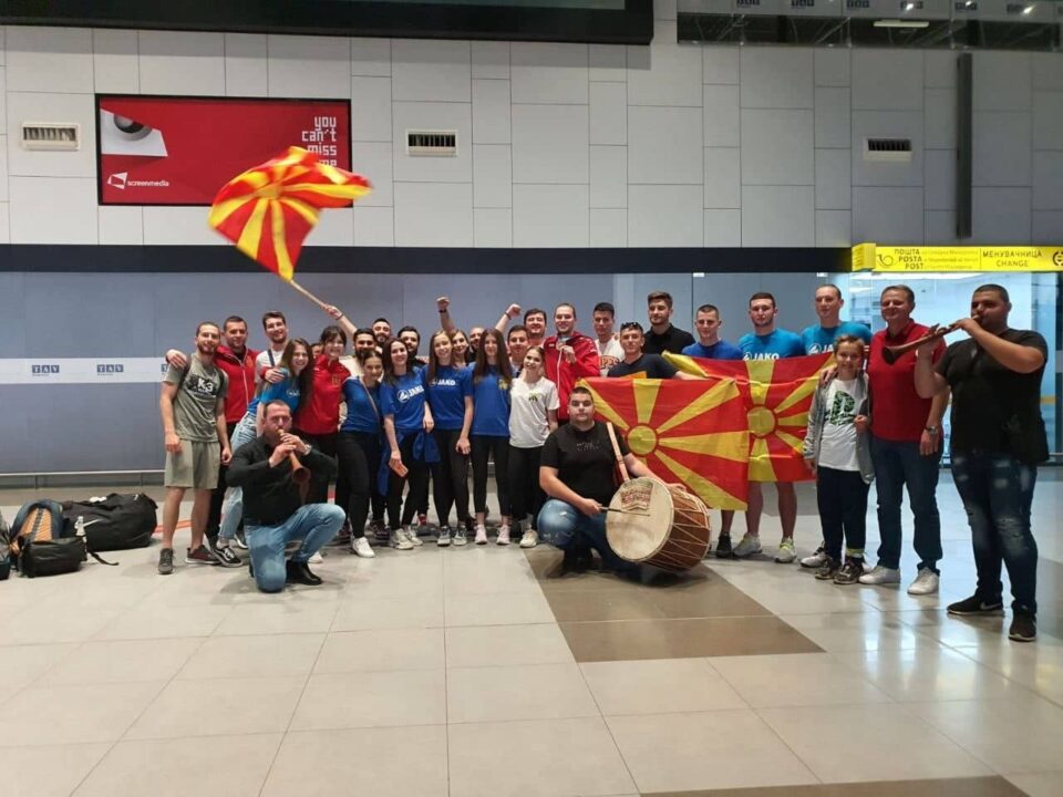Petar Spasenovski, who won third place at the European Karate Championship, welcomed with trumpets, drums, flags at Skopje airport