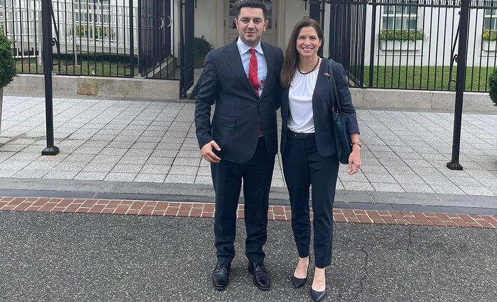 Bekteshi attends meetings at the White House on energy security in the region