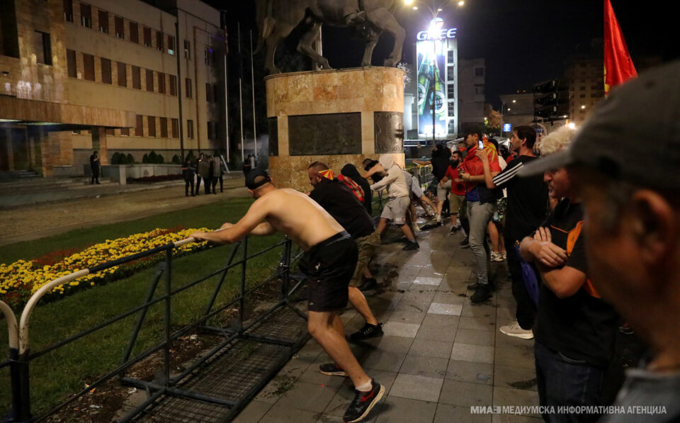 U.S. calls for restraint from violence at Skopje protests