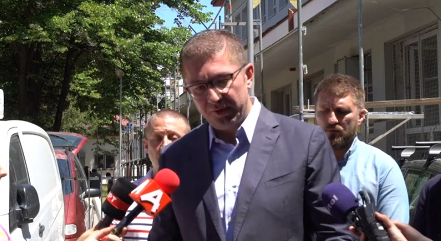 Mickoski: Construction in Sveti Nikole ongoing, water pipes, new asphalt, children’s playgrounds, projects that were not promised will also be implemented