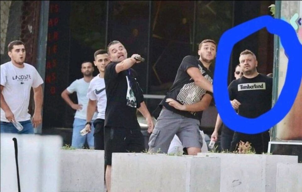 Is Spasovski hiding the fact that the gunmenfired at the protesters with the permission of the police: This man is an employee of the Ministry of the Interior