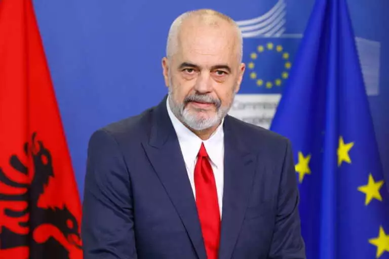 Edi Rama lists bilingualism in Macedonia as a major achievement for the Albanian national cause