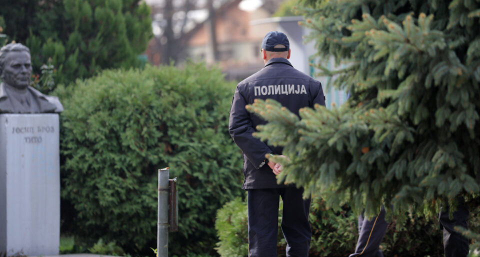 15 year old arrested in Kavadarci after emailing fake bomb threats to schools