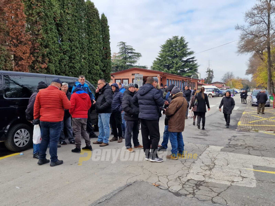 Private bus transporters demand meeting with Mayor Arsovska, if no agreement is reached, a complete blockade of Skopje will follow