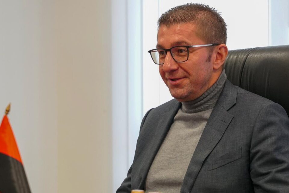 Mickoski: Criminals controlled by SDSM and DUI are pressuring members of Parliament who want to vote for early elections