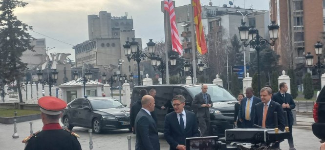 State Department Counselor Chollet arrives in Skopje, what messages will he convey?