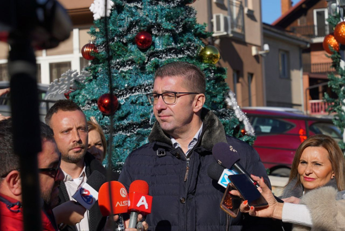 Mickoski: They cannot transfer one prisoner, let alone bring Macedonia into the EU