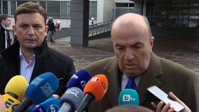 Osmani stood silent during Milkov’s tirade about Macedonia