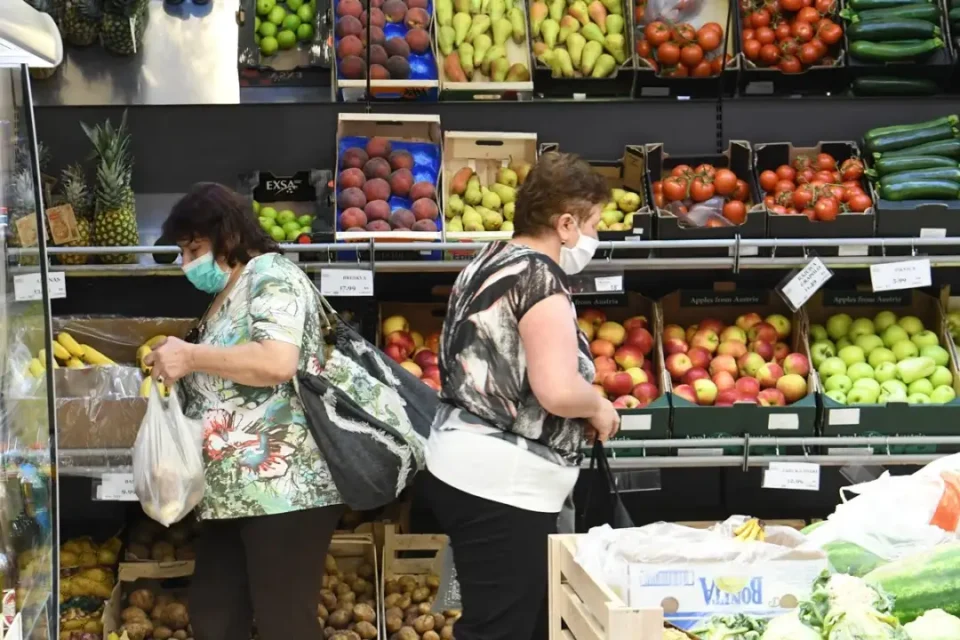 Government now plans to freeze prices of fruits and vegetables