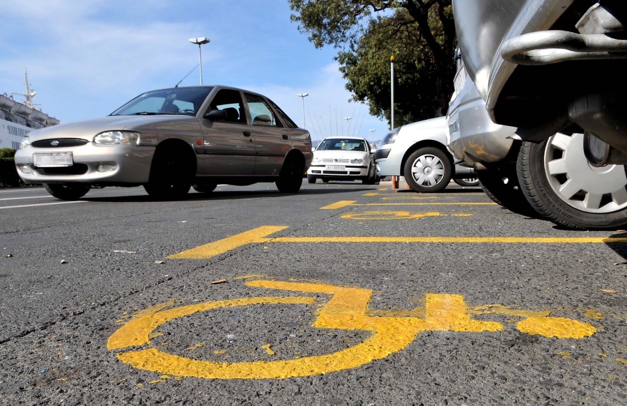 Parking fine issued to a handicapped driver prompts action in the Skopje City Council
