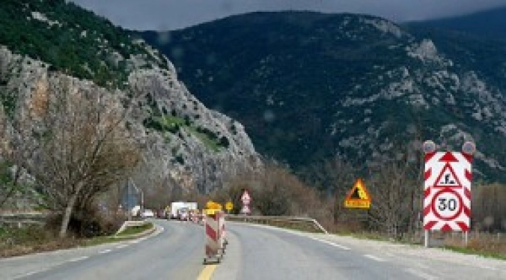 Landslide blocking the road between Veles and Prilep has been cleared