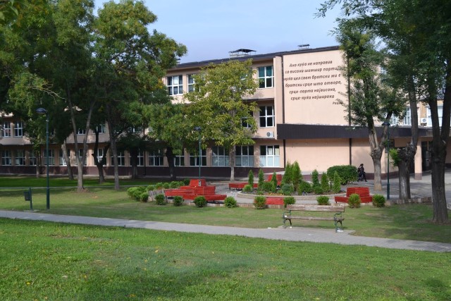 Dispute over Education Ministry’s attempt to form an additional Albanian language class in Veles
