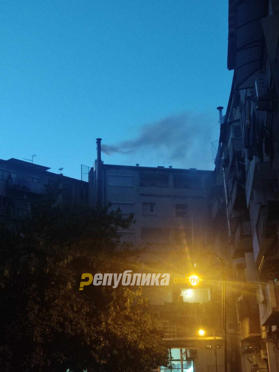Downtown Skopje under smoke because of a faulty restaurant chimney