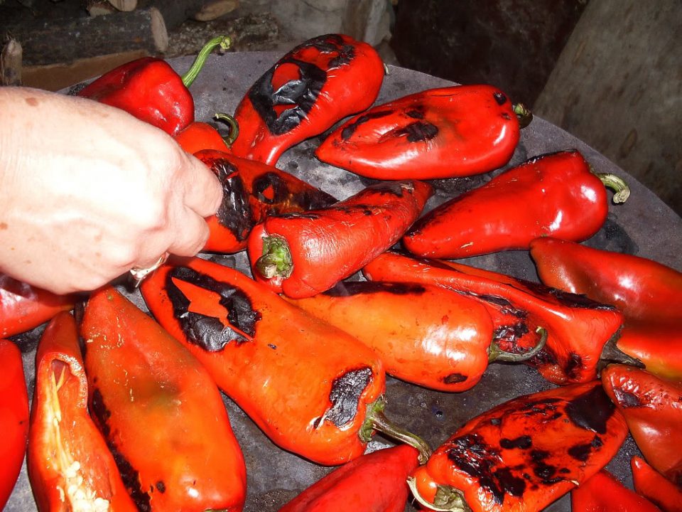 Households pressed by high food prices before the ajvar making season