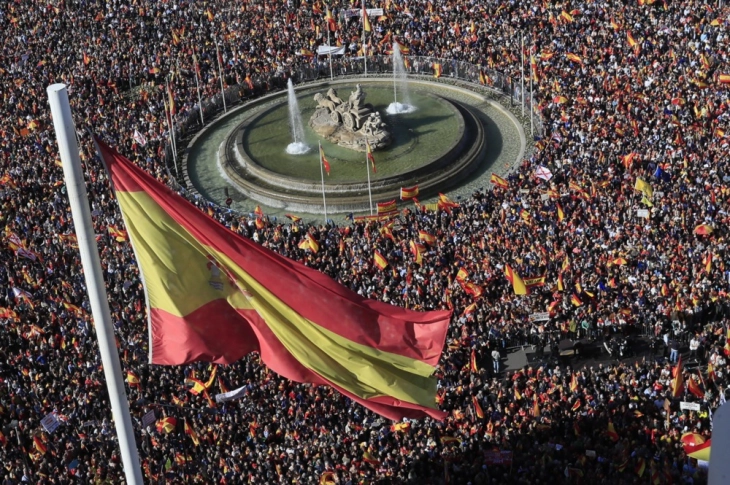 Rekindled large-scale protest in Madrid in favor of Catalan separatists’ amnesty