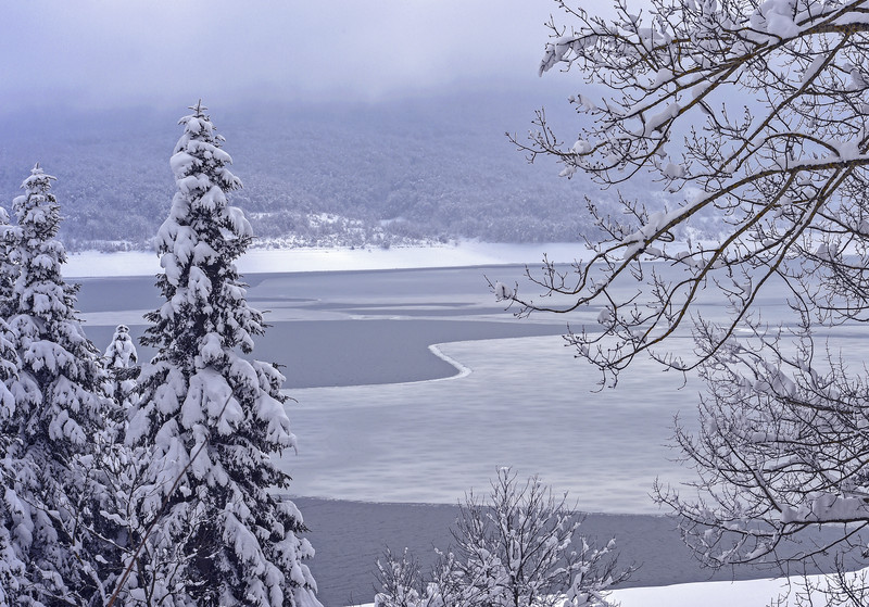 Snow has already fallen on the Balkans’ higher mountains, and it is predicted to arrive in Macedonia overnight
