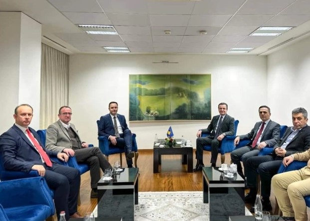 Albanian opposition leaders from Macedonia, including Taravari, meet with Kosovo’s Albin Kurti