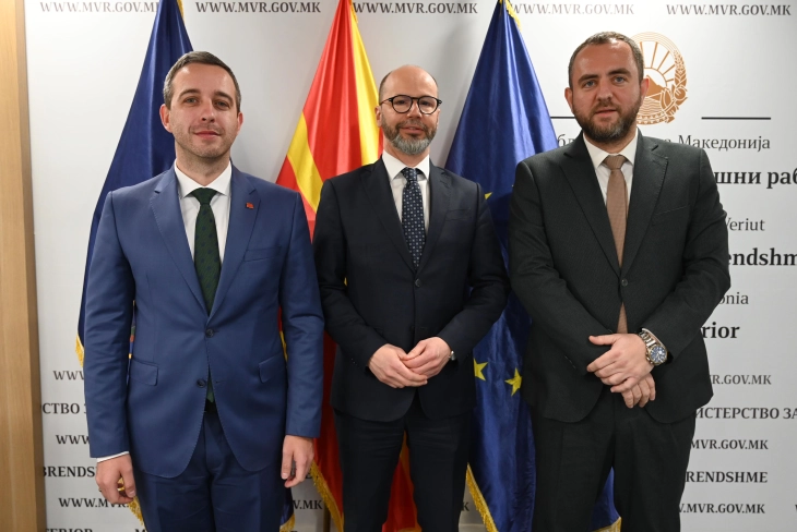 Slovenian Ambassador Presker is met by Toshkovski and Bojmacaliev
