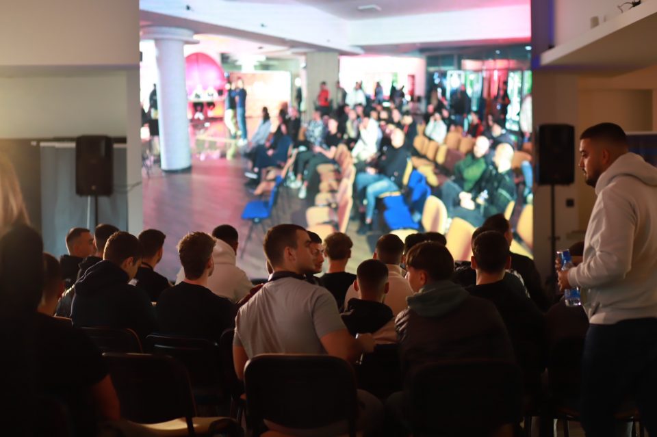 The American University of Europe – FON (AUE FON) and the Macedonian Esports Federation (MESF) organized the event which attracted a record number of registered young participants