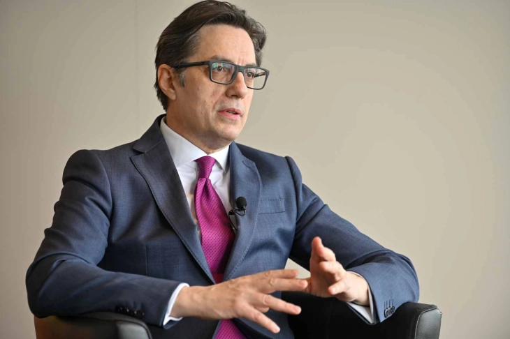 Pendarovski says he anticipates a change in the presidential runoff results