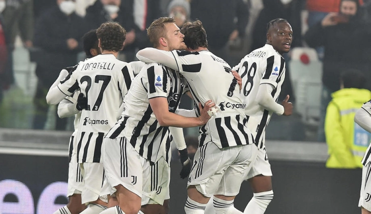 Juventus defeats Atalanta in the Coppa Italia to win the cup