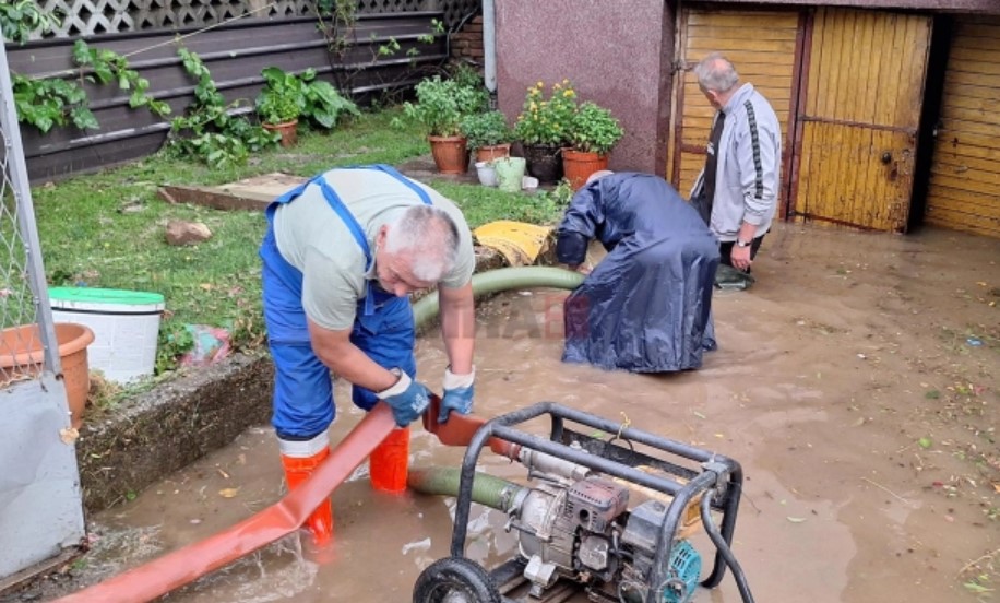 Storm causes flooding in Tetovo
