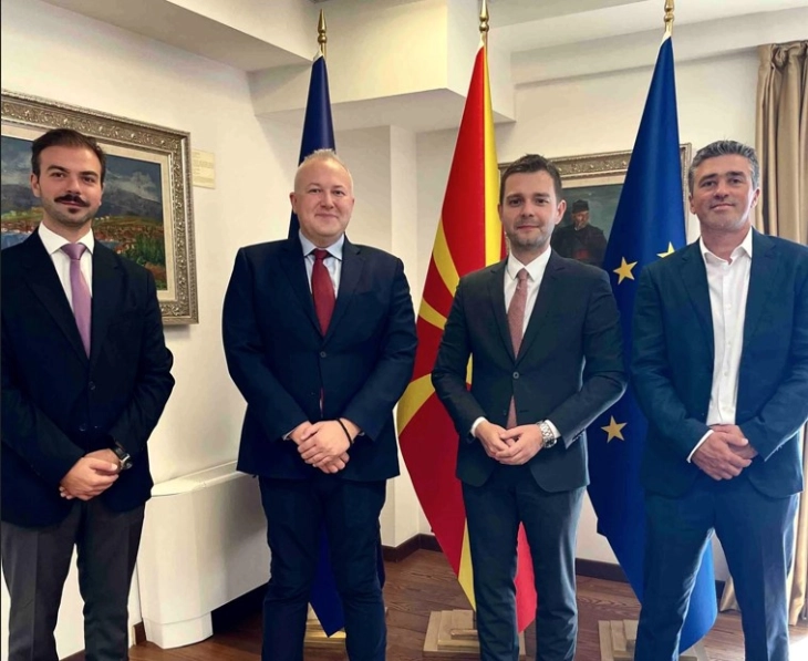 Foreign Minister Timcho Mucunski Meets with United Macedonian Diaspora Leaders to Strengthen National Ties