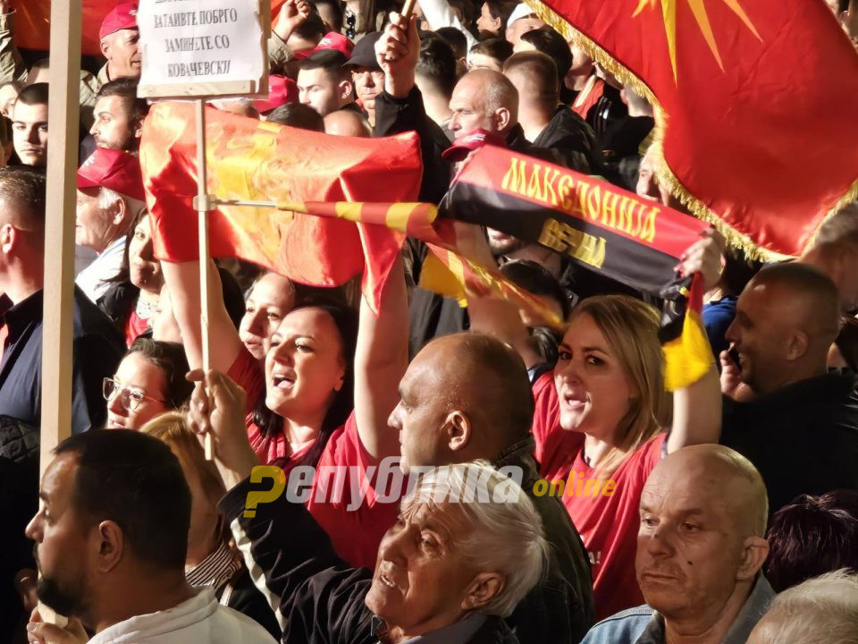 Poll shows that VMRO has the support of nearly half of all citizens